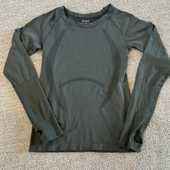 P'tula Tops - P TULA REENERGIZE LONG SLEEVE COMPRESSION SHIRT.New Condition. Size Med.